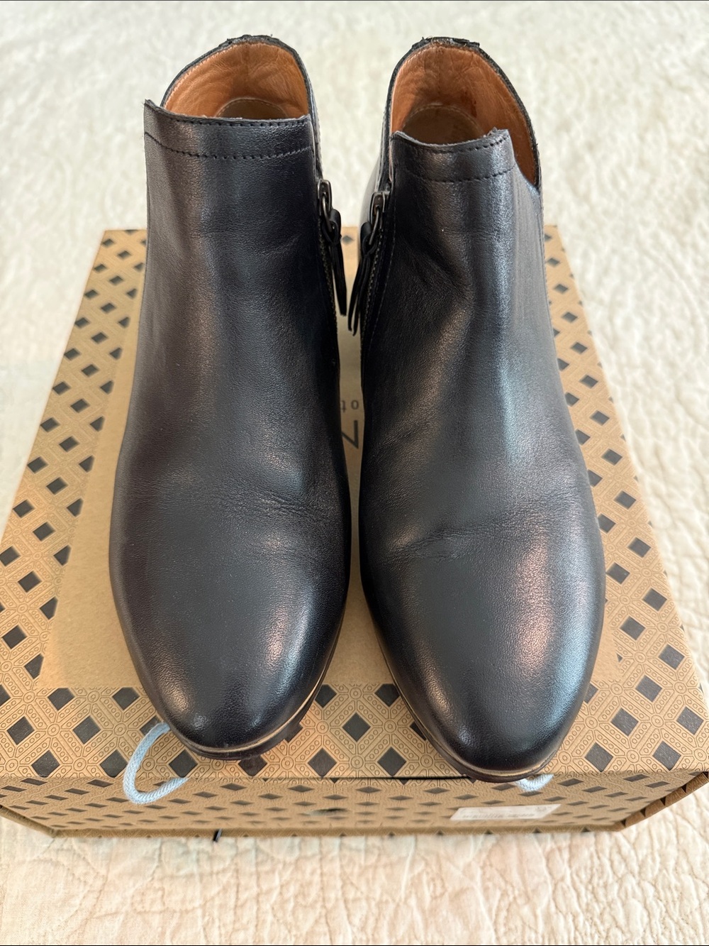 Women’s Black Leather Ankle Booties with Side Zip, Sz 9.5
